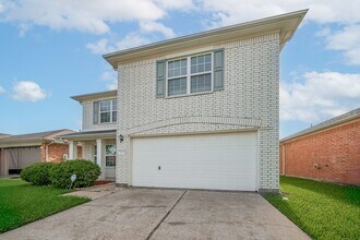 9714 Angleside Ln in Sugar Land, TX - Building Photo - Building Photo