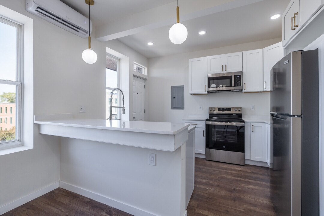 6309 Delmar Blvd - Student Housing in St. Louis, MO - Foto de edificio