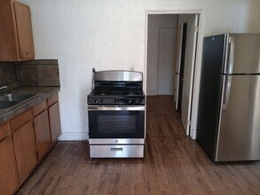 409 Yale Blvd SE in Albuquerque, NM - Building Photo - Building Photo