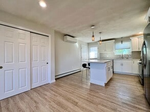 5-7 Soprano Cir in Cranston, RI - Building Photo - Building Photo