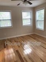 11 Howards Row Pl in Asheville, NC - Building Photo - Building Photo