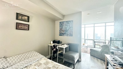 11 Brunel Crt in Toronto, ON - Building Photo - Building Photo