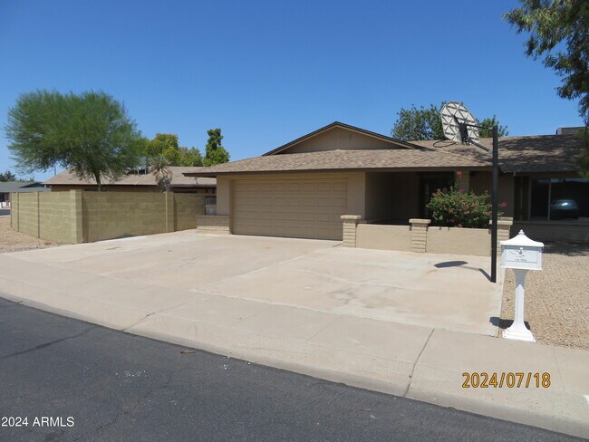 property at 11246 N 50th Dr