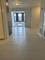 2511 Madison Ave in Baltimore, MD - Building Photo