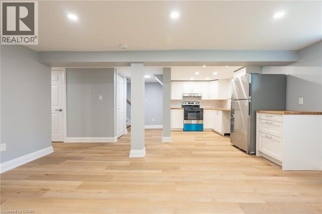 property at 229 W 33rd St