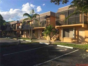 1045 S Flagler Ave in Pompano Beach, FL - Building Photo - Building Photo