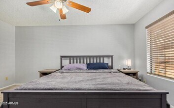 700 E Mesquite Cir in Tempe, AZ - Building Photo - Building Photo