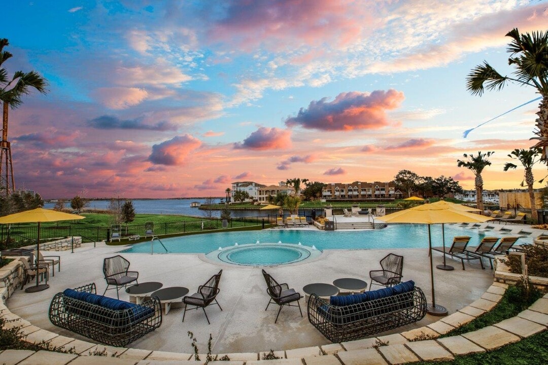 Aura Beacon Island in League City, TX - Foto de edificio