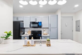 Altamont Apartments in Hazleton, PA - Foto de edificio - Building Photo