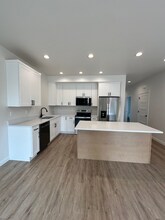 103 Everson Goshen Rd in Everson, WA - Foto de edificio - Building Photo