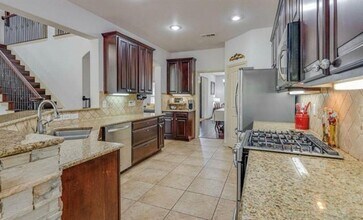 10001 Thurman Rd in Fort Worth, TX - Building Photo - Building Photo