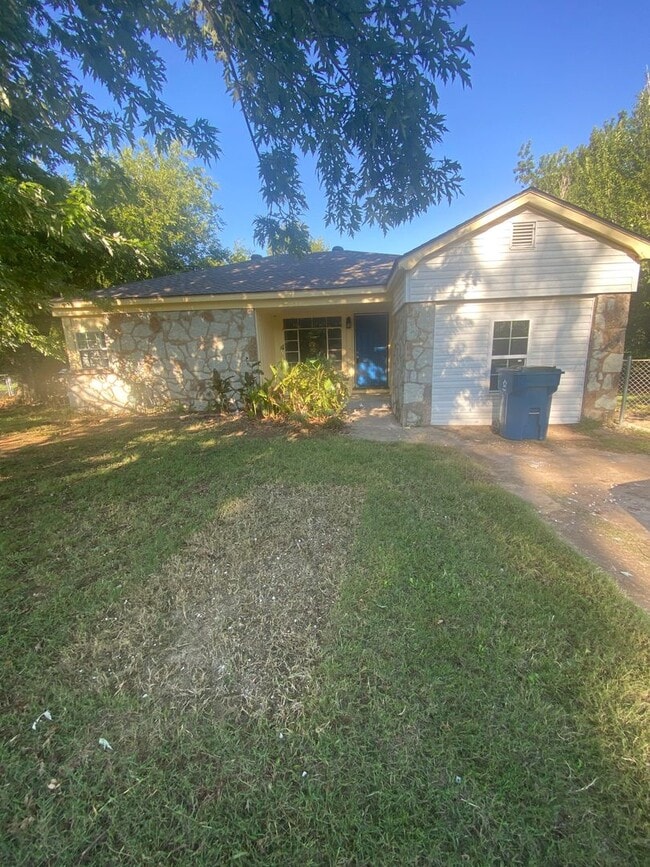 1117 N Beach Ave