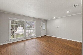 302 S Bradley St in McKinney, TX - Building Photo - Building Photo