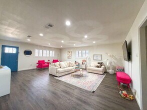 3111 43rd St in Lubbock, TX - Building Photo - Building Photo