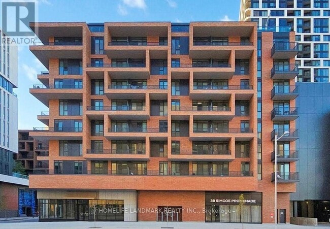 property at 38 Simcoe Promenade