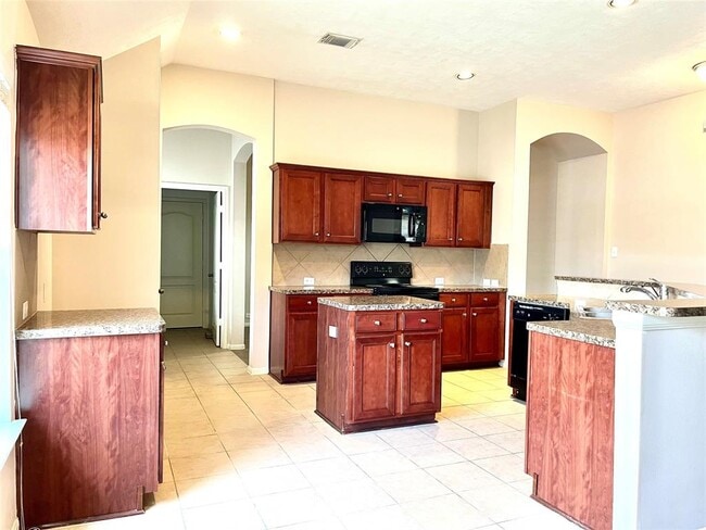 16007 Hidden Manor Dr photo'