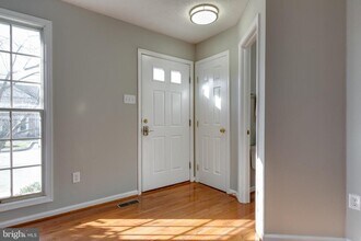 7943 Brightmeadow Ct in Ellicott City, MD - Building Photo - Building Photo