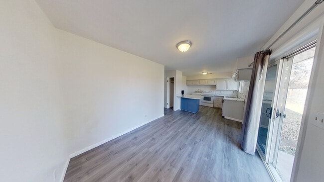 4673 Holland St in Wheat Ridge, CO - Foto de edificio - Building Photo