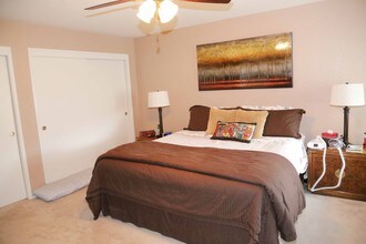 The Willows Townhomes in Oakdale, CA - Building Photo - Interior Photo