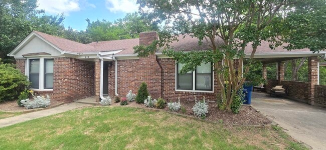 property at 600 Skyline Dr