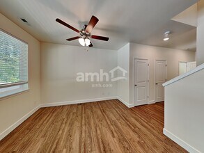 2111 104th Dr SE in Lake Stevens, WA - Building Photo - Building Photo