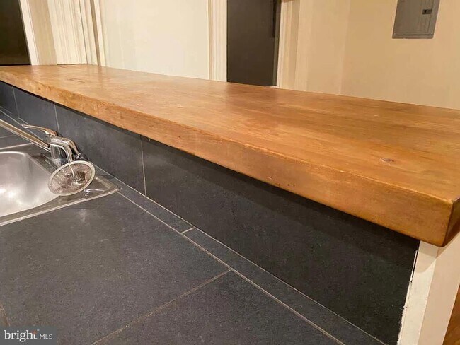 2106 N Hancock St in Philadelphia, PA - Building Photo - Building Photo