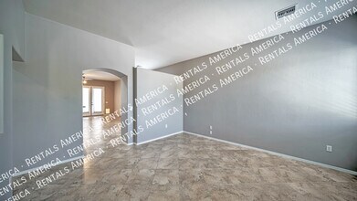 10430 E Rita Ranch Crossing Cir in Tucson, AZ - Building Photo - Building Photo