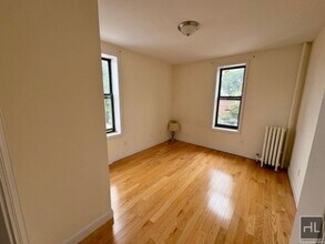 Mclean ave,YONKERS in Yonkers, NY - Building Photo - Building Photo
