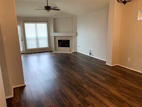 7806 Board Crossing in Conroe, TX - Building Photo - Building Photo