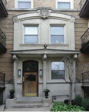 4635 N Malden St, Unit 1S in Chicago, IL - Building Photo - Building Photo