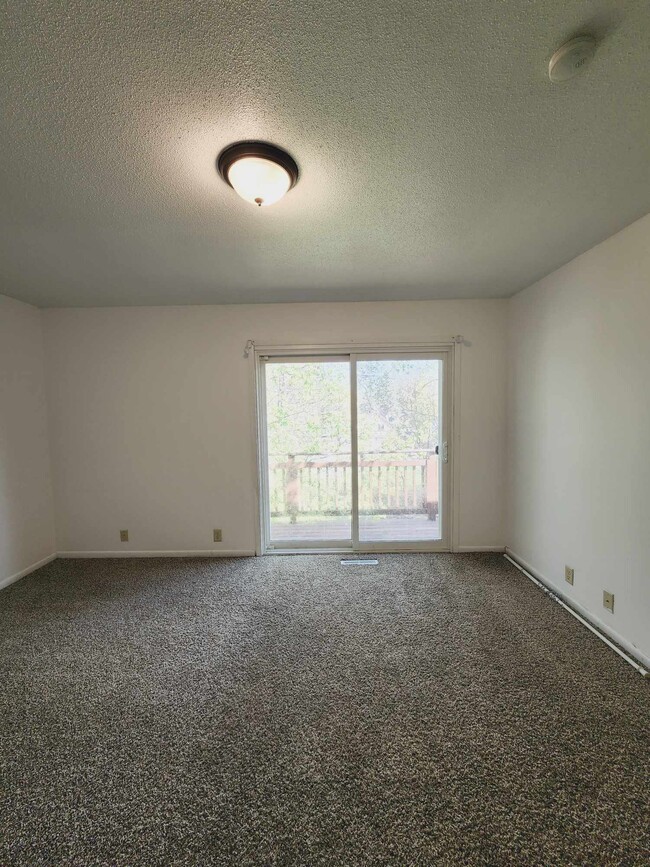 265 Stevens St W, Unit 2 in St. Paul, MN - Foto de edificio - Building Photo