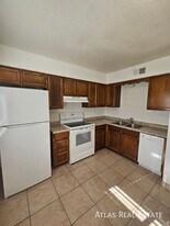 111 N Phyllis in Mesa, AZ - Building Photo