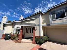2419 Clark Ln in Redondo Beach, CA - Building Photo