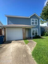 2005 Natalie Ct in Panama City, FL - Building Photo
