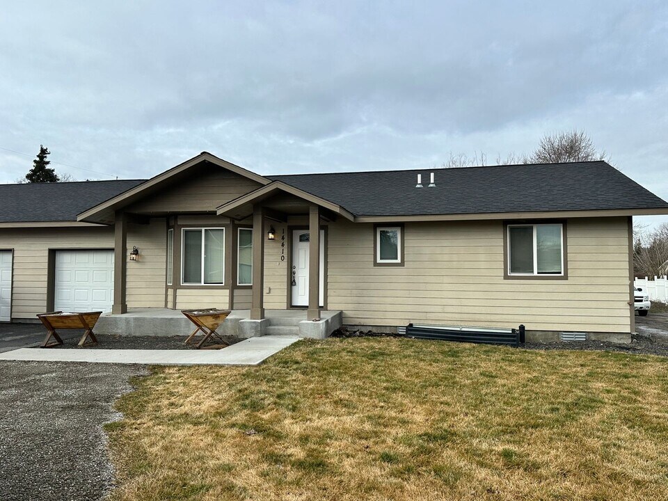 14410-14412 E Heroy Ln in Spokane Valley, WA - Building Photo