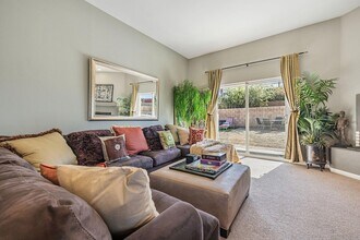 12074 Tamar Dr in Desert Hot Springs, CA - Foto de edificio - Building Photo