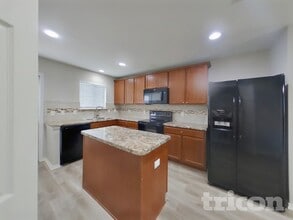 13271 Cipresso Palco in San Antonio, TX - Foto de edificio - Building Photo