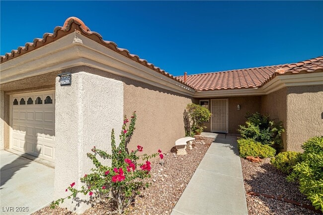 10416 W Linfield Pl in Las Vegas, NV - Building Photo - Building Photo
