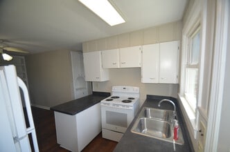 257 Sunset Ave, Unit Unit #1 in Richmond, KY - Building Photo - Building Photo