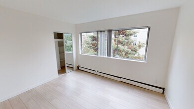 4640 West 10th in Vancouver, BC - Building Photo - Building Photo