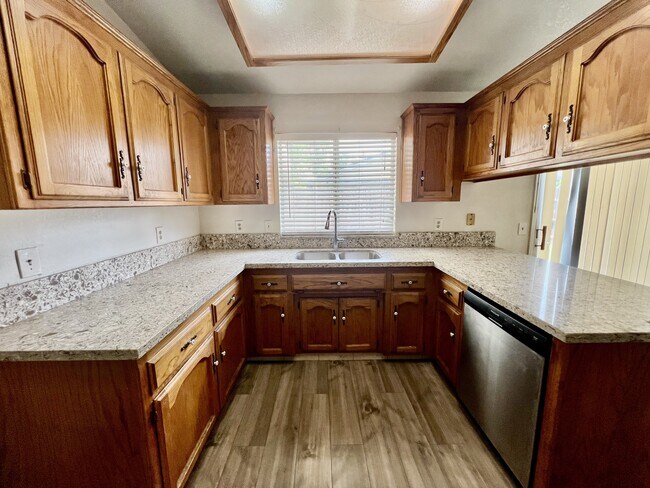 3500 Pueblo Ct in Bakersfield, CA - Building Photo - Building Photo