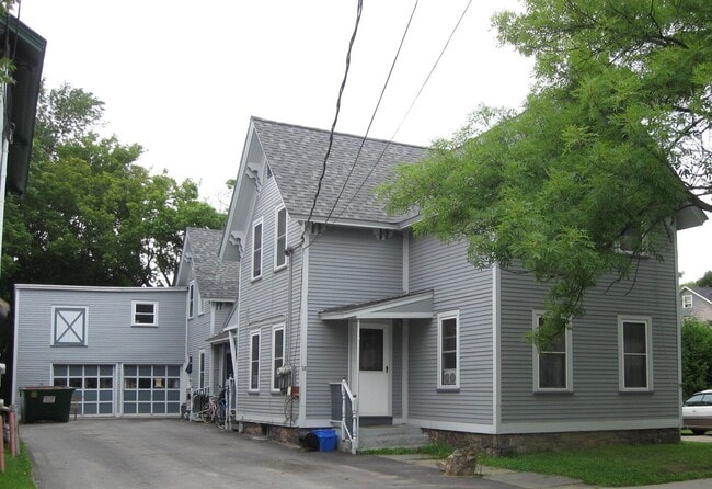 28 Loomis St, Unit 3
