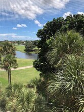 6895 Willow Wood Dr in Boca Raton, FL - Building Photo - Building Photo