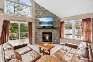 291 Ash St in Conway, NH - Building Photo