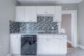 4820 Worth St-Unit -B in Dallas, TX - Building Photo - Building Photo