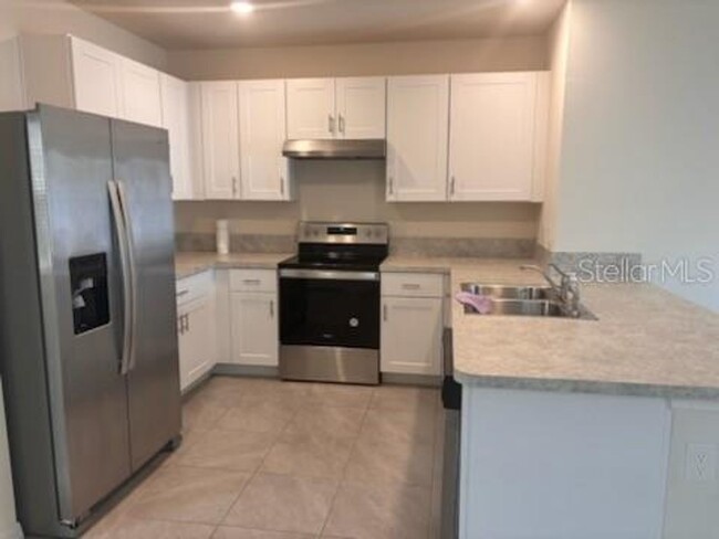 1827 Wild Rye Way in Kissimmee, FL - Building Photo - Building Photo