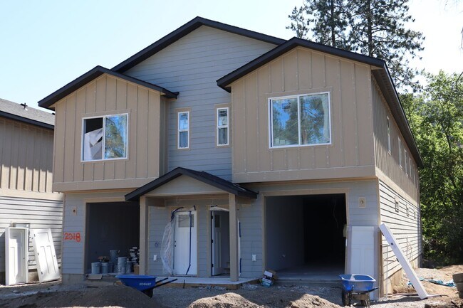 2018 N 12th St in Coeur d'Alene, ID - Building Photo - Building Photo