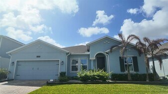 6366 Lakepine St in St. Cloud, FL - Building Photo