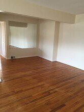 25901 Woodward Ave, Unit 101 in Royal Oak, MI - Building Photo - Building Photo