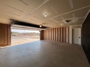 671 Eagle Ct in Box Elder, SD - Building Photo - Building Photo